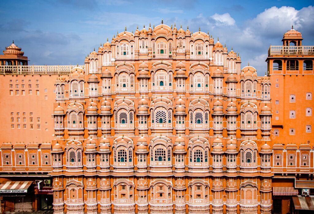 Historical Places in India: Hawa Mahal 